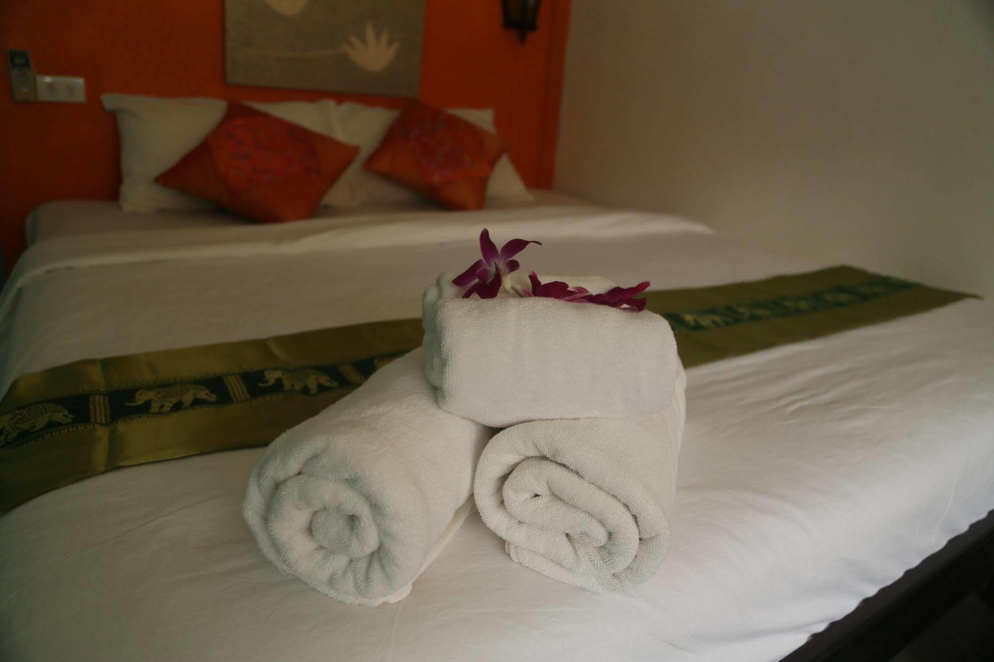 Boondaree Home Resort Kata Beach  Eksteriør billede